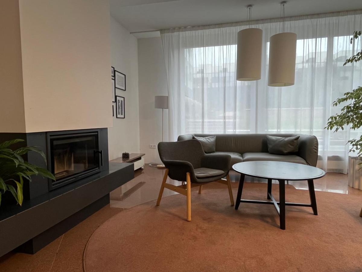 פראג De Luxe Apartment, Wifi, Tv 65" מראה חיצוני תמונה