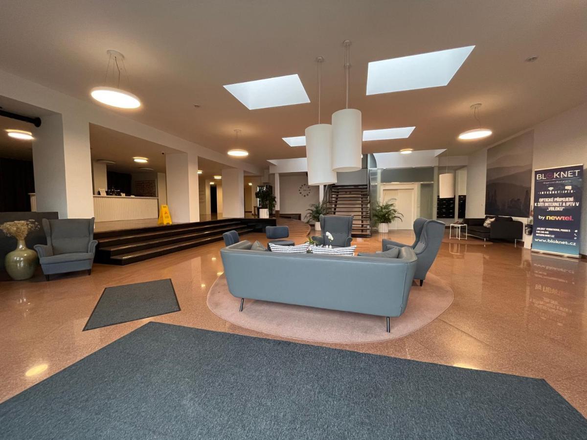 פראג De Luxe Apartment, Wifi, Tv 65" מראה חיצוני תמונה